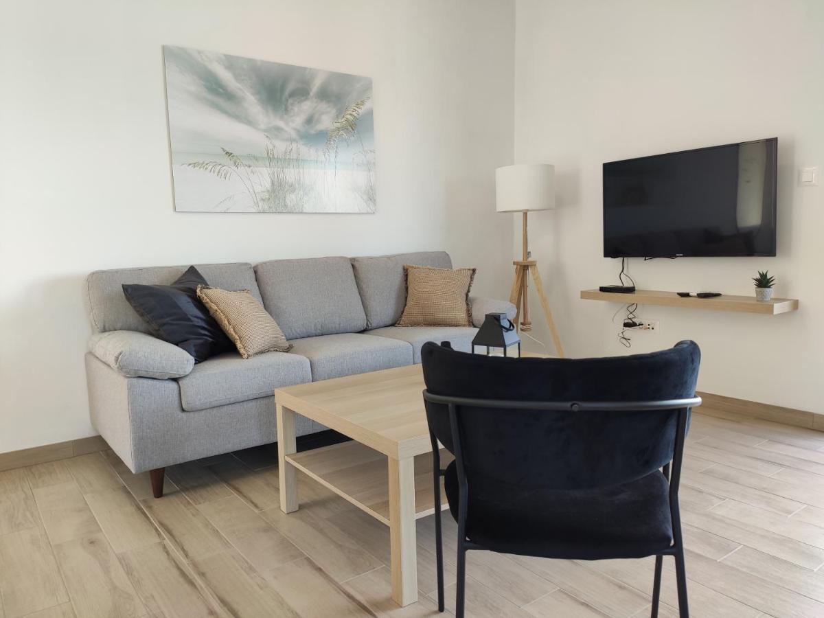 Apartmani Sara 2 Betina  Exteriör bild