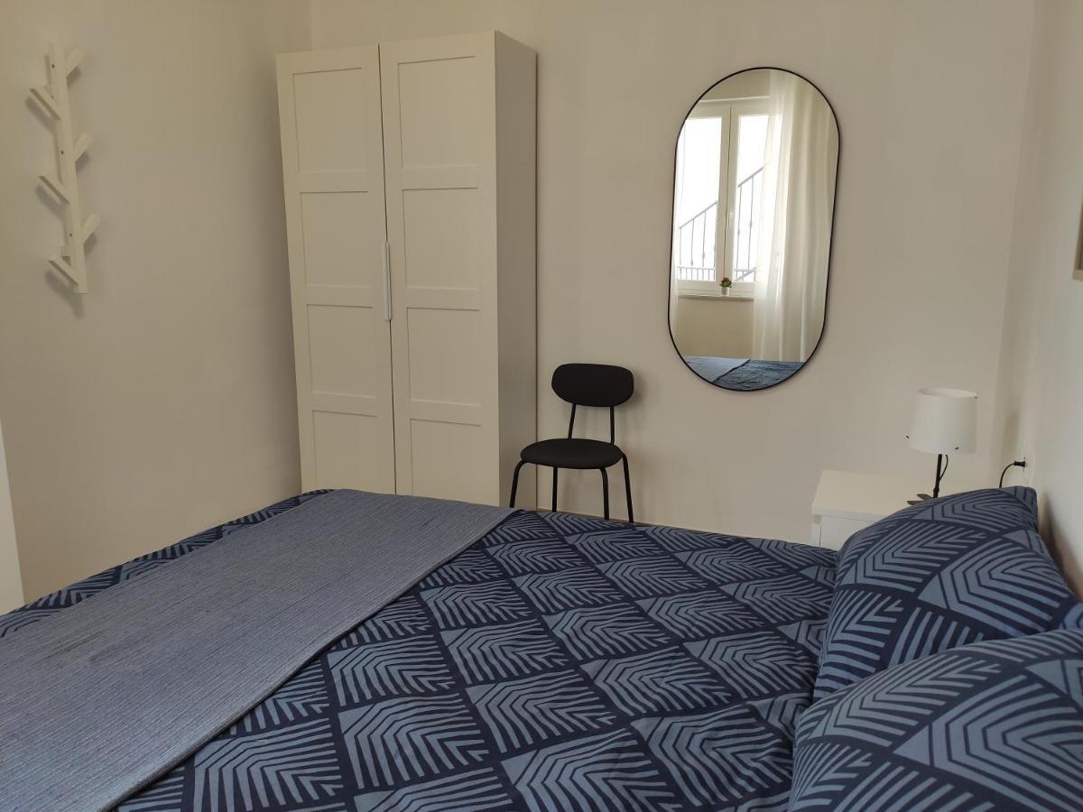 Apartmani Sara 2 Betina  Exteriör bild